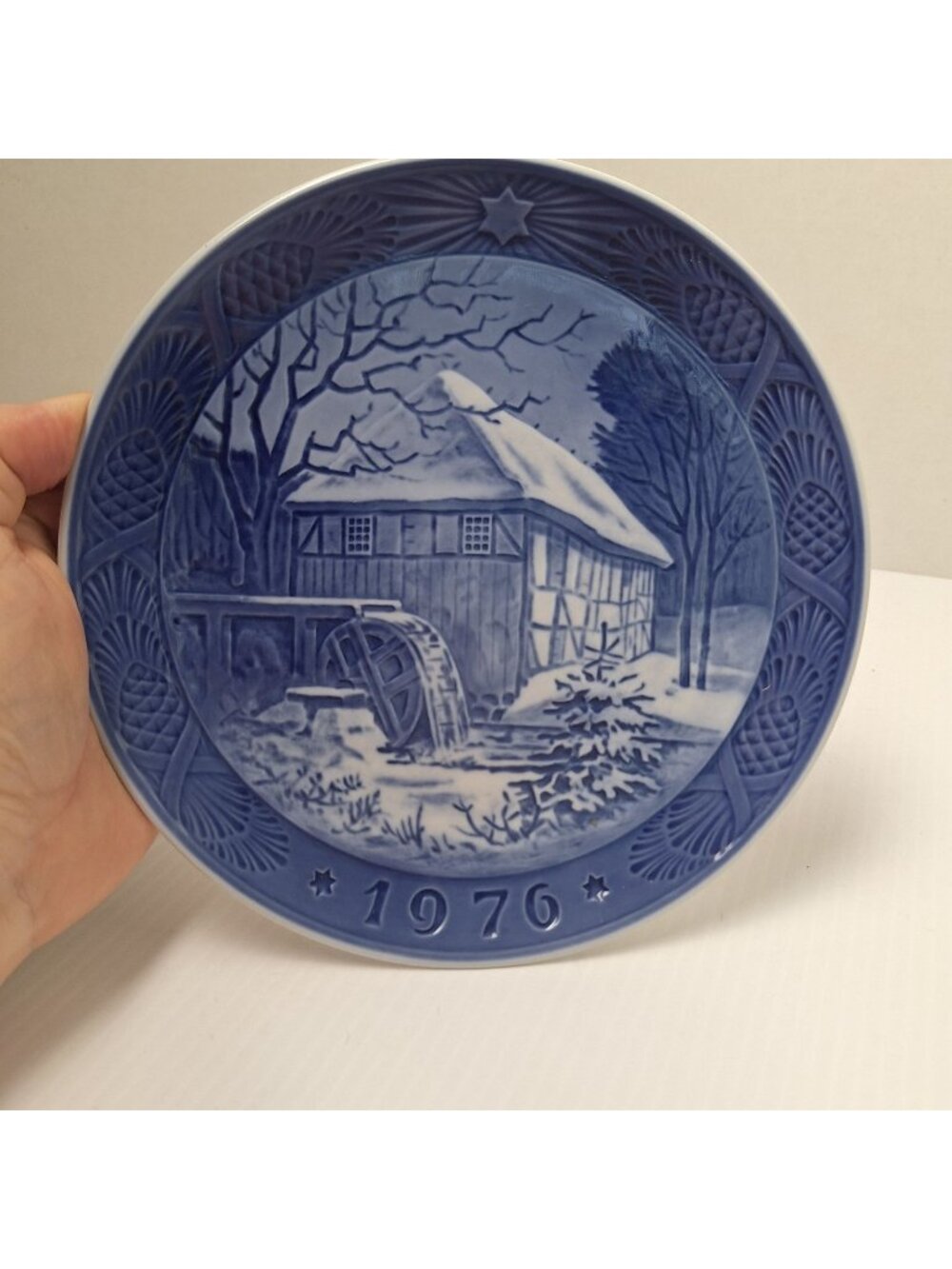 VTG 1976 ROYAL COPENHAGEN DENMARK "VIBAEK WATER MILL" SVEN VESTERGAARD PLATE